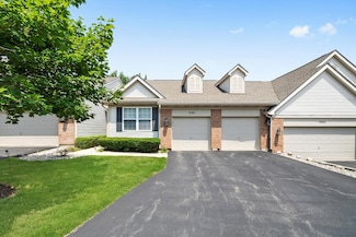 1045 Fairway Dr Unit 72, Fox Lake, IL 60020