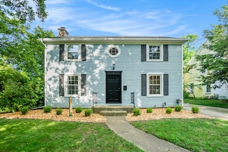 2121 Sheffield Dr, Kalamazoo, MI 49008