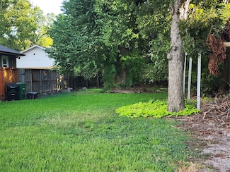 3310 Hadley St, Houston, TX 77004