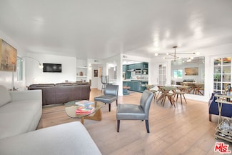 6704 Hillpark Dr Unit 202, Los Angeles, CA 90068