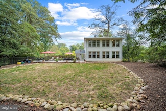 702 & 704 Sligo Creek Pkwy, Takoma Park, MD 20912