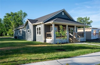 227 E Mill St, Osawatomie, KS 66064