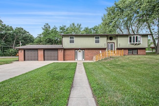 5445 N Pawnee Trail, La Porte, IN 46350