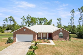 8010 Kingswood Rd, Panama City, FL 32409