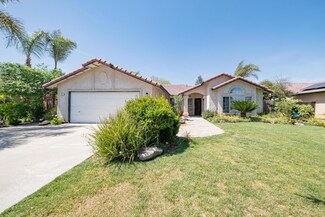 211 Riviera Dr, Lemoore, CA 93245