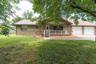 902 S Mission Ave, Tahlequah, OK 74464