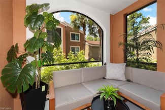 1170 Reserve Way Unit 107, Naples, FL 34105