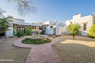 365 N Indian House Rd, Tucson, AZ 85711