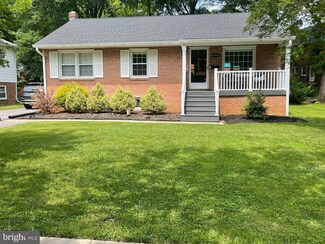4440 Wells Pkwy, University Park, MD 20782