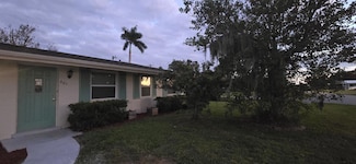 401 Skylark Ln NW, Port Charlotte, FL 33952