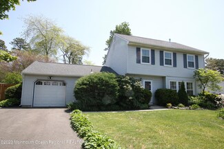 42 Danbury Rd, Tinton Falls, NJ 07753