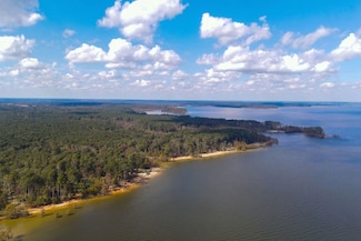 182 Bailey Jones, Huntington, TX 75949