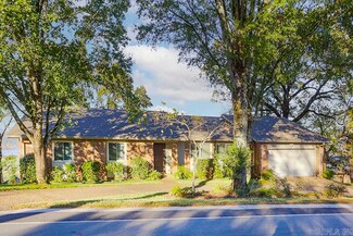 11700 Rivercrest Dr, Little Rock, AR 72212