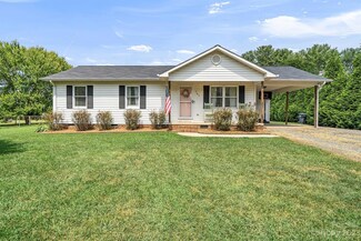 147 W Iredell Cir, Statesville, NC 28625