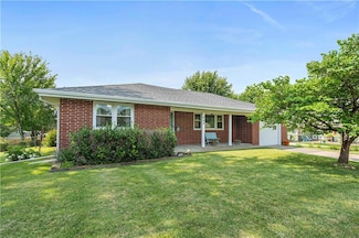 817 Rowell St, Excelsior Springs, MO 64024