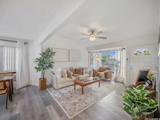 594 Mananai Place Unit 21T, Honolulu, HI 96818