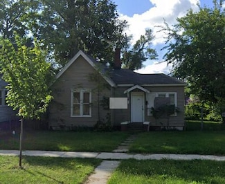 718 Territorial Rd, Benton Harbor, MI 49022