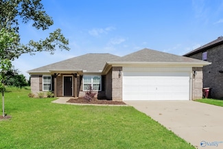 14690 Bowman St, Athens, AL 35613