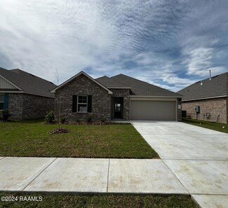 122 Romain Picard Dr, Maurice, LA 70555