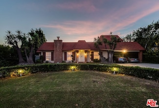 525 N Rexford Dr, Beverly Hills, CA 90210