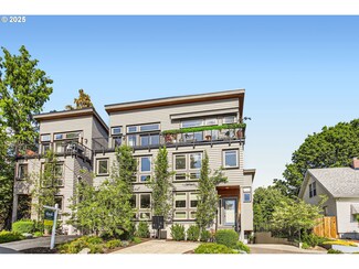7952 SE 6th Ave Unit 3, Portland, OR 97202