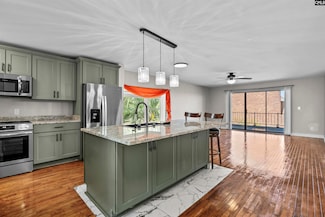 1 Low Hill Ln, Lexington, SC 29072
