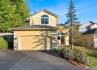 18223 Champions Dr, Arlington, WA 98223