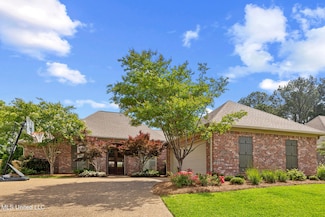 152 Woodlands Glen Cir, Brandon, MS 39047