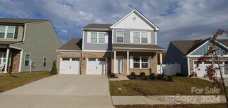 821 Alexander Commons Dr, Monroe, NC 28112