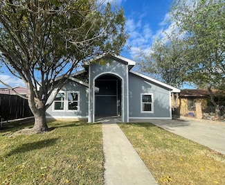 1029 Ritchie Rd, Eagle Pass, TX 78852