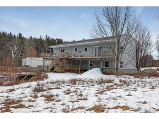 41 Carousel Ct, White River Junction, VT 05001
