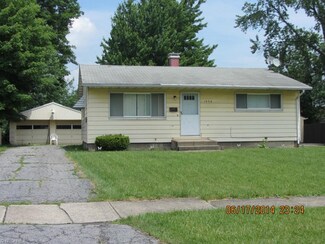 1974 Stewart Dr NW, Warren, OH 44485