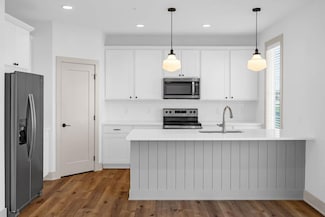 709 Spruce St NW, Bondurant, IA 50035