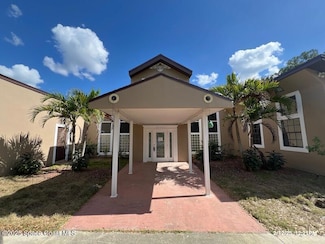 2565 Billie Ln, Malabar, FL 32950