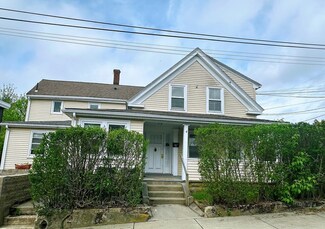 4 Harrison St Unit 2, Natick, MA 01760