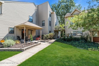 303 Geranium Ct, Jackson, NJ 08527