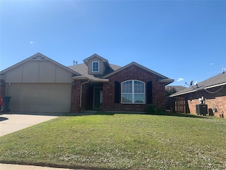 2323 Tortoise Dr, Midwest City, OK 73130