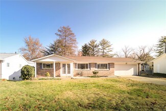 1248 Bardot Ln, Saint Louis, MO 63146