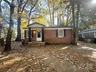 1828 Maribel Ave, Charlotte, NC 28216