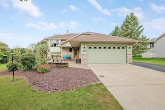 19353 Eureka Ct, Farmington, MN 55024