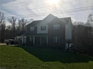 130 Cross Creek Ln, Mineral Wells, WV 26150