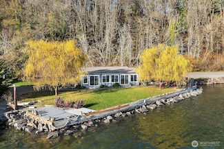 24410 Vashon Hwy SW, Vashon, WA 98070