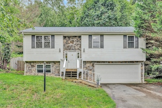 2714 Grandin Rd SW, Roanoke, VA 24015