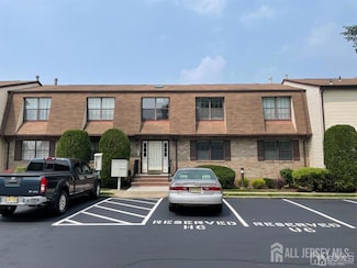 622 Orlando St Unit 622, Edison, NJ 08817