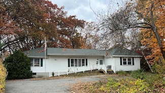422 Pakachoag St, Auburn, MA 01501