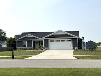 925 6th Ave NW, de Motte, IN 46310