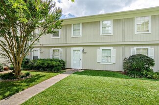 5733 Bramblegate Rd Unit K, Greensboro, NC 27409
