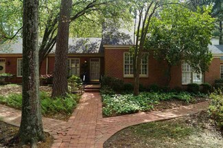 222 Eastbrooke St, Jackson, MS 39216