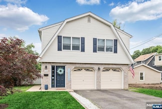 164 Prospect Ave, Dumont, NJ 07628