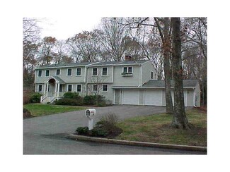 41 Mountain Laurel Way, North Kingstown, RI 02852